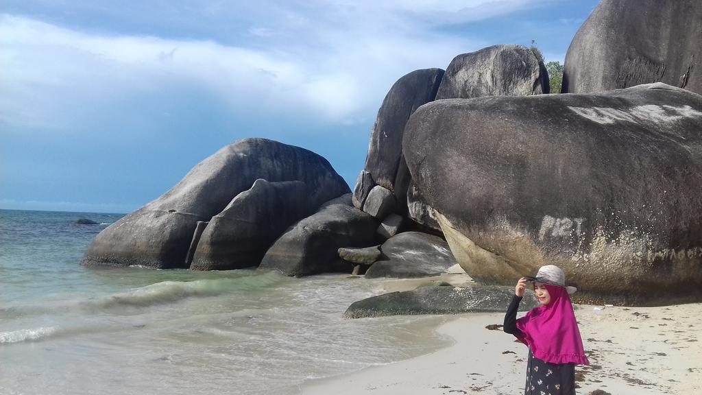 Ferienwohnung Belitung Backpacker Tanjung Pandan Exterior foto