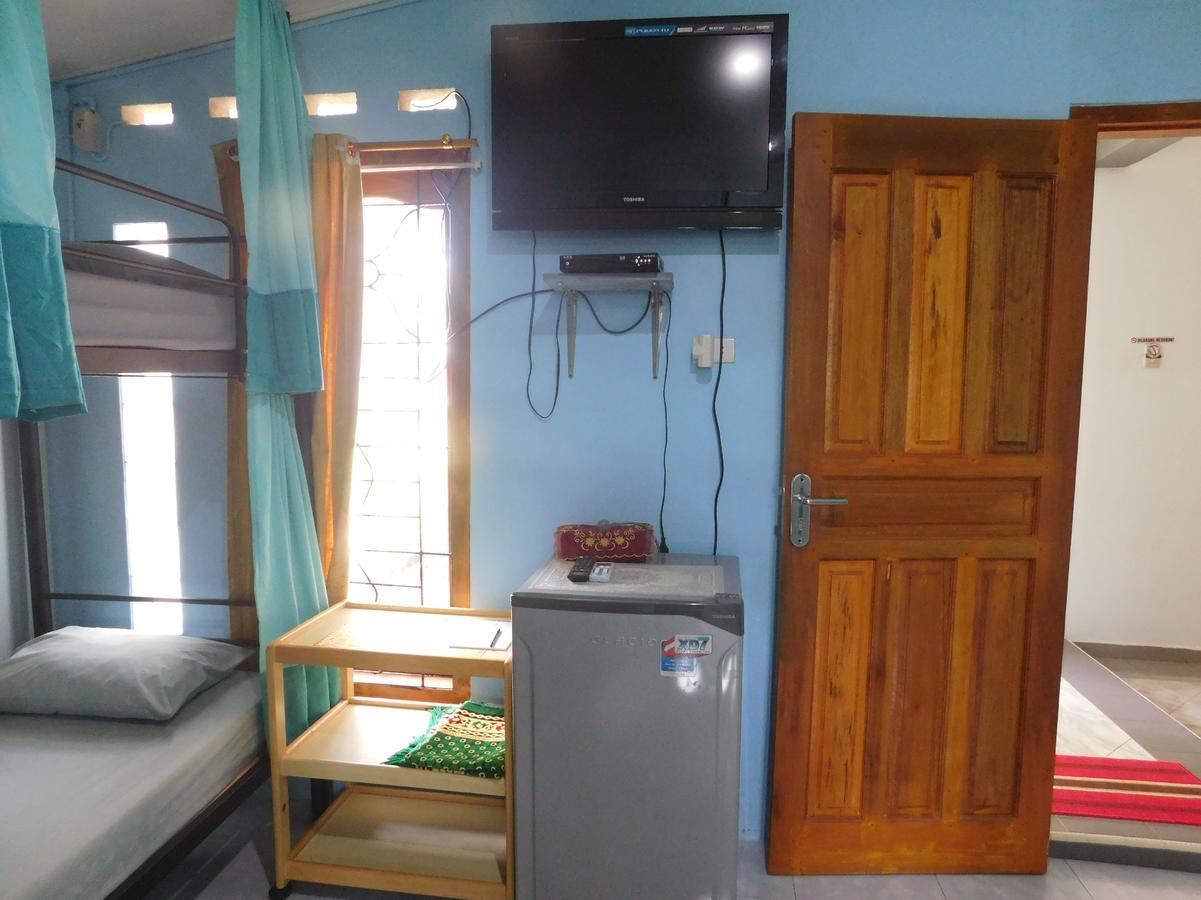 Ferienwohnung Belitung Backpacker Tanjung Pandan Exterior foto