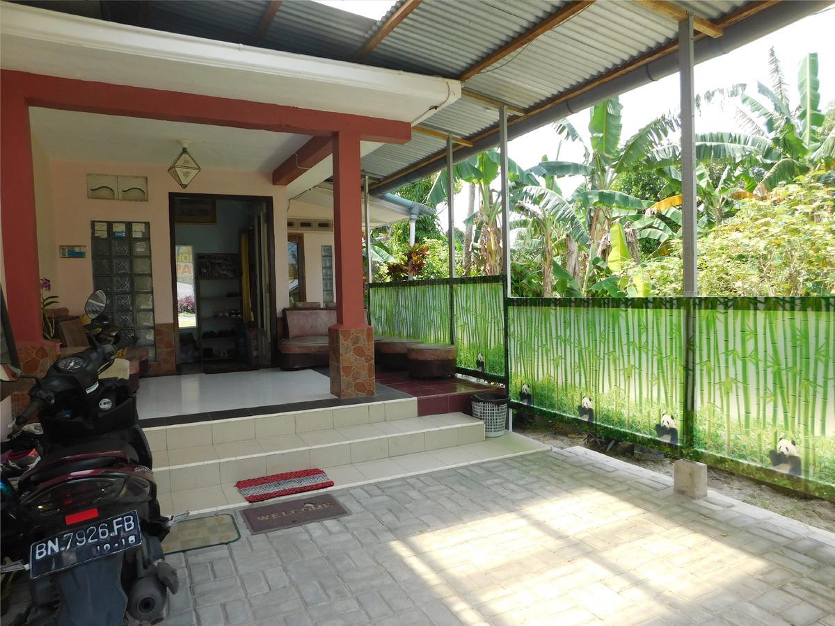 Ferienwohnung Belitung Backpacker Tanjung Pandan Exterior foto