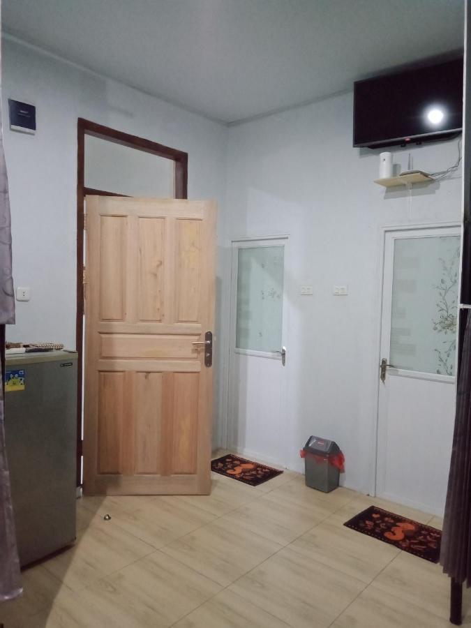 Ferienwohnung Belitung Backpacker Tanjung Pandan Exterior foto